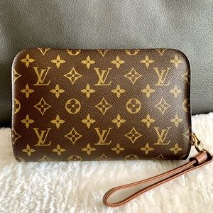 Louis Vuitton Orsay Clutch